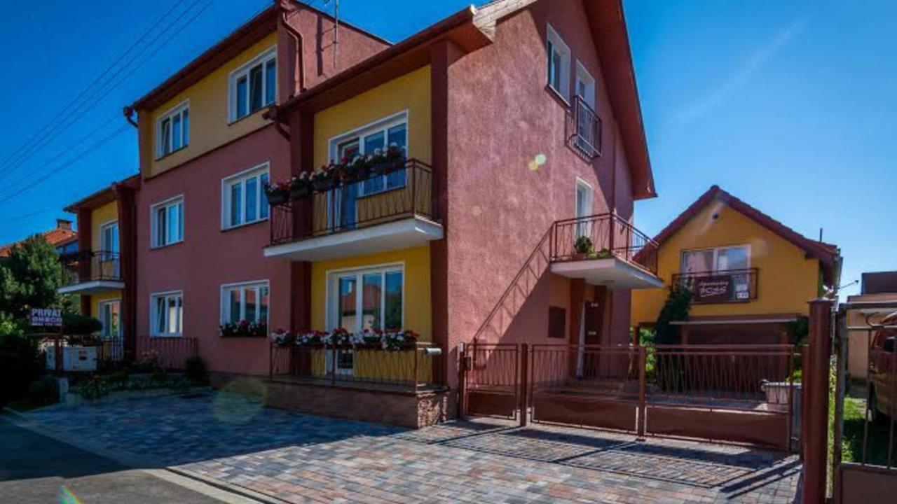 Apartmany Boss Liptovsky Mikulas Exterior photo